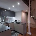 Apartman Garibaldi 26 *